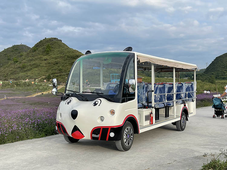 14座卡通電動(dòng)觀光車(chē) 14座卡通電動(dòng)觀光車(chē)